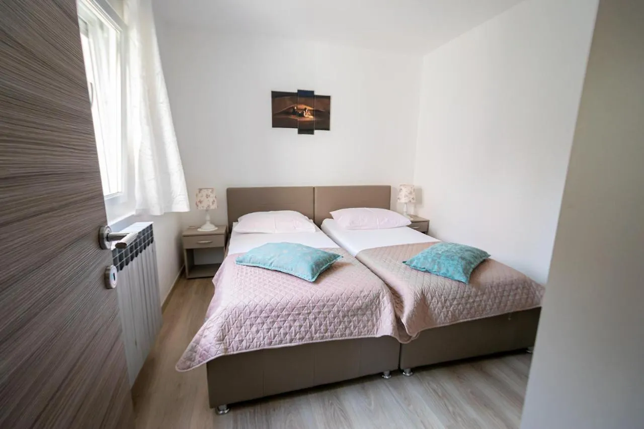 Two-Bedroom Apartment In Crikvenica Xcvii