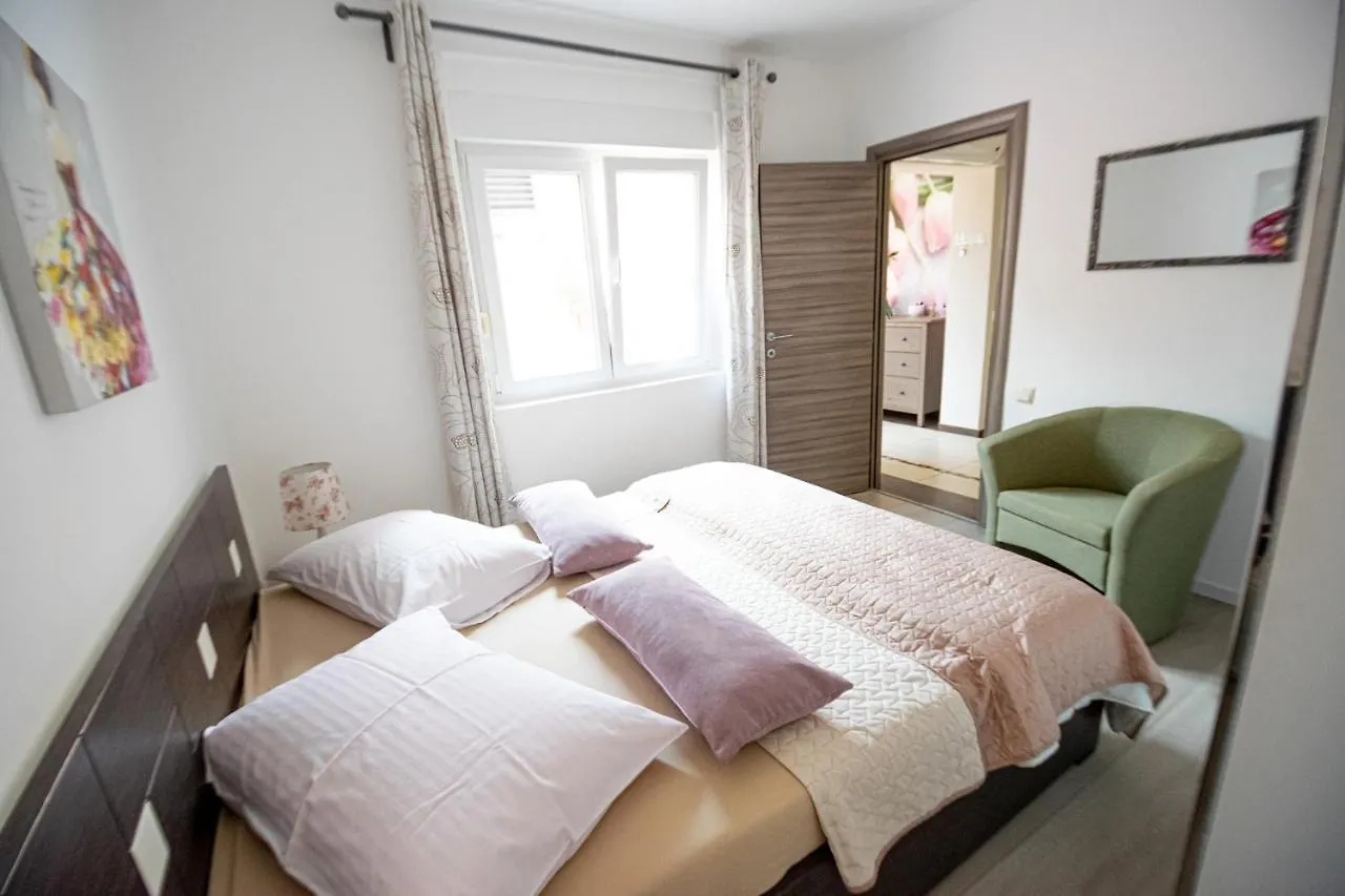 Two-Bedroom Apartment In Crikvenica Xcvii